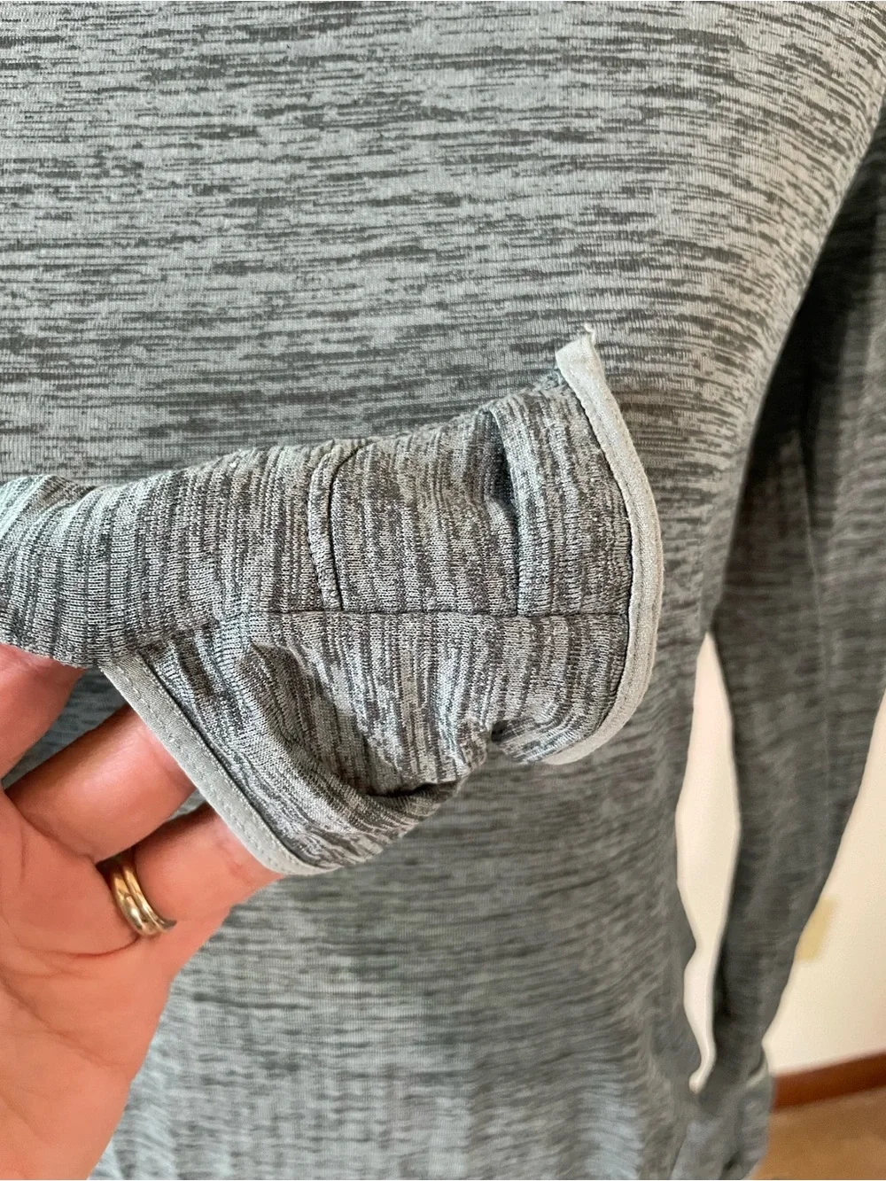 Nike Running Therma Sphere Winter Running Shirt.  Size S